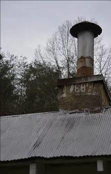 Hotel Country Road House Clendenin Exterior foto